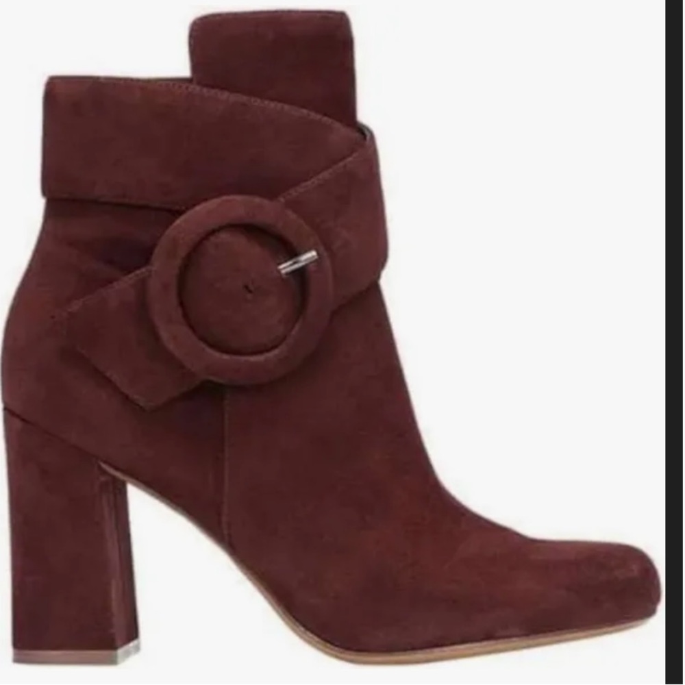 Naturalizer Rae Bordo Suede Heeled booties Size 8